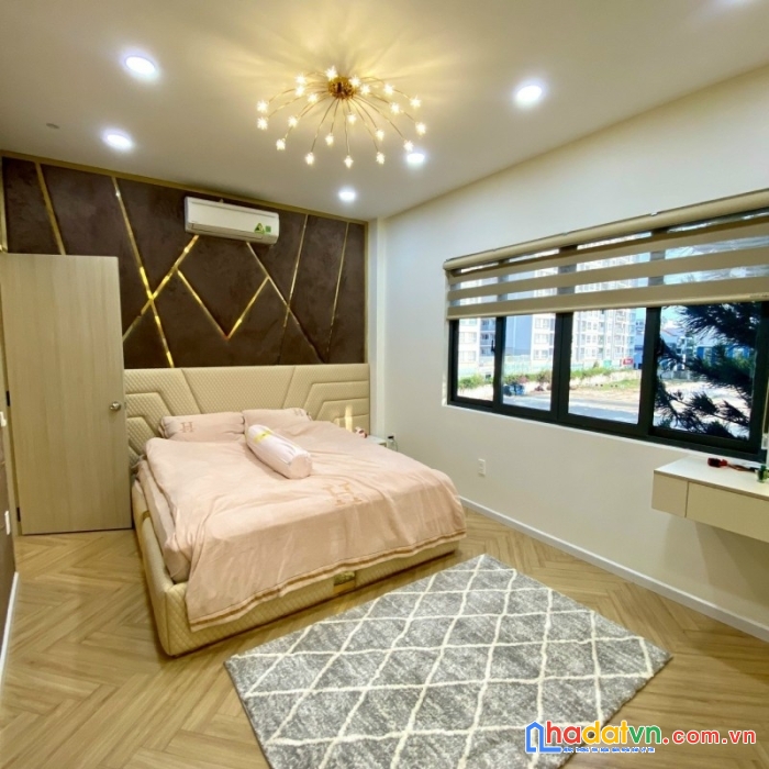 Bán nhà tân bình hxh biệt thự mini ngang 8m 3 tầng đẹp lung linh sát mặt tiền trương công định 6.4