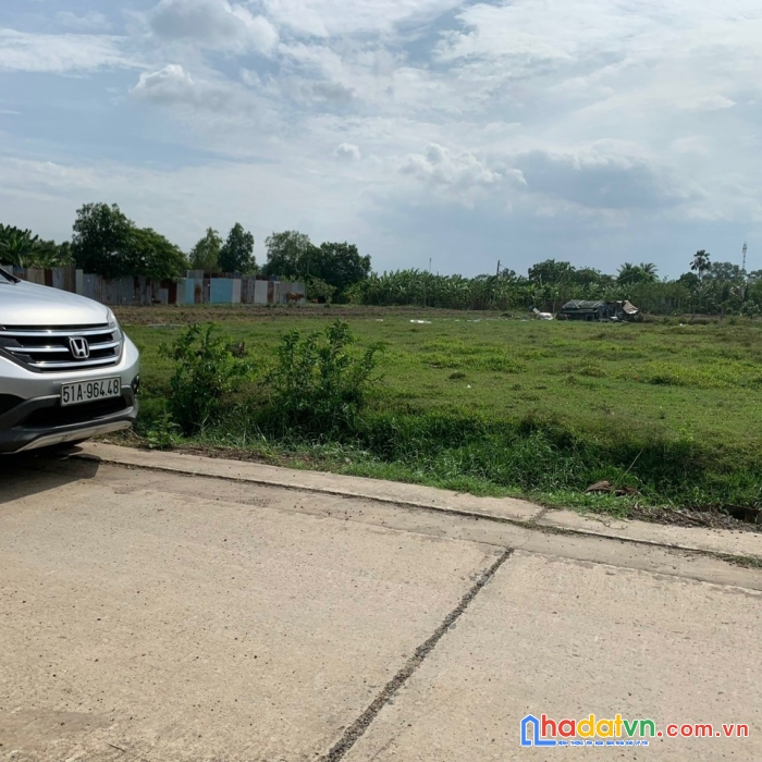 Chính chủ bán gấp lô đất đẹp vị trí đắc địa tại bình chánh