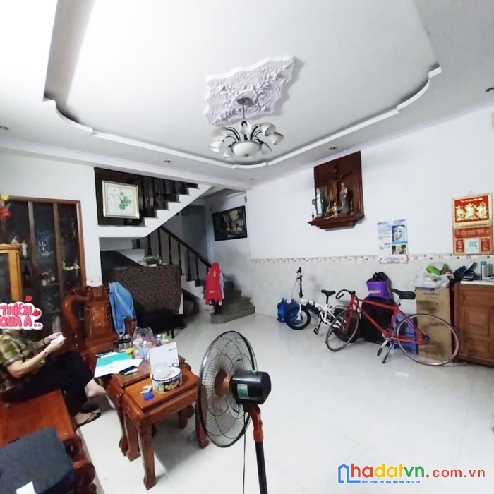 Vị trí đẹp - ngay trung tâm quận 12 - hxt thông - hơn 100m2, ngang 5.3m, 4 tầng btct, 4 pn, nở hậu