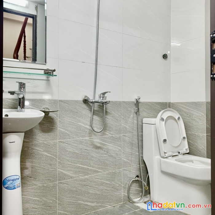 Bán nhà nguyễn an ninh, hoàng mai, 30m, 5t, mới koong, full nội thất, nhỉnh 3 tỷ.