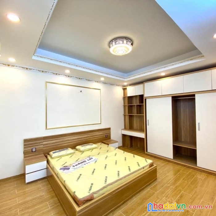Bán nhà đầu phố quang trung, hà đông, 45m2x4t, mt4.5m, lô góc, kinh doanh, 6 tỷ
