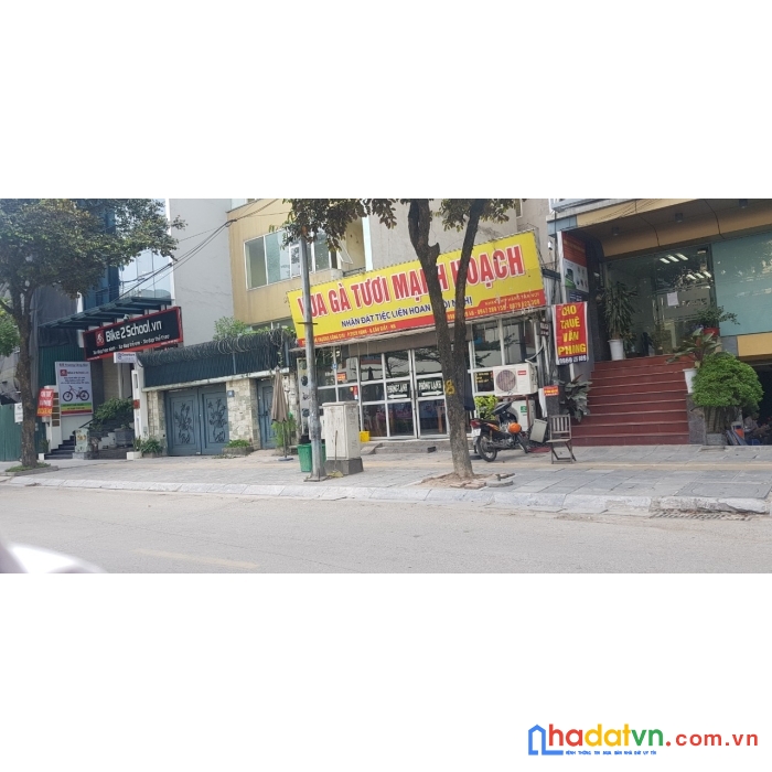 Bán 90m2 nhà lô goc  kinh doanh mặt phố đai la hai bà trung hà nội.