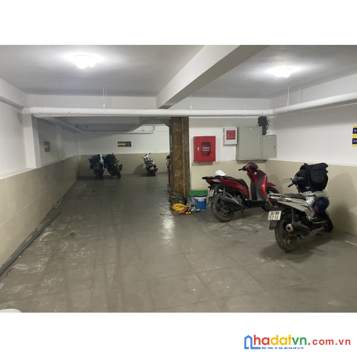 Bán nhà ccmn đấu giá yên xá, tân triều, 120m2, 10 tầng thang máy, doanh thu 2.5 tỷ/năm