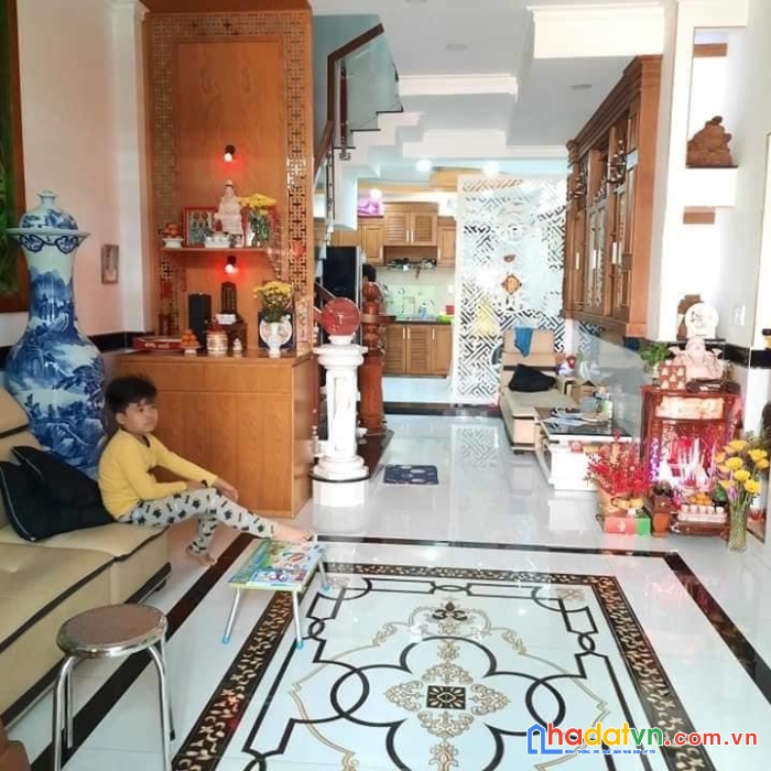 Nhà đẹp vào ở ngay, hẻm thông, đ.số 4, q3, trước nhà 3m, an ninh,, 4 tầng, 33m2, 6.5 tỷ