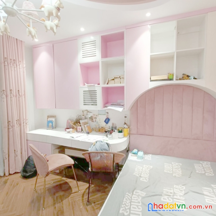 Hơn 3 tỷ nhà 4 tầng vũ ninh kinh doanh đỉnh 42m²
