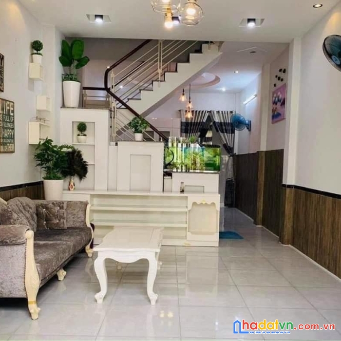 Bán nhà đẹp, vừa ở vừa kd, hẻm như mt, nguyễn thiện thuật, q3, 3 tầng btct, 35m2, 7.45 tỷ
