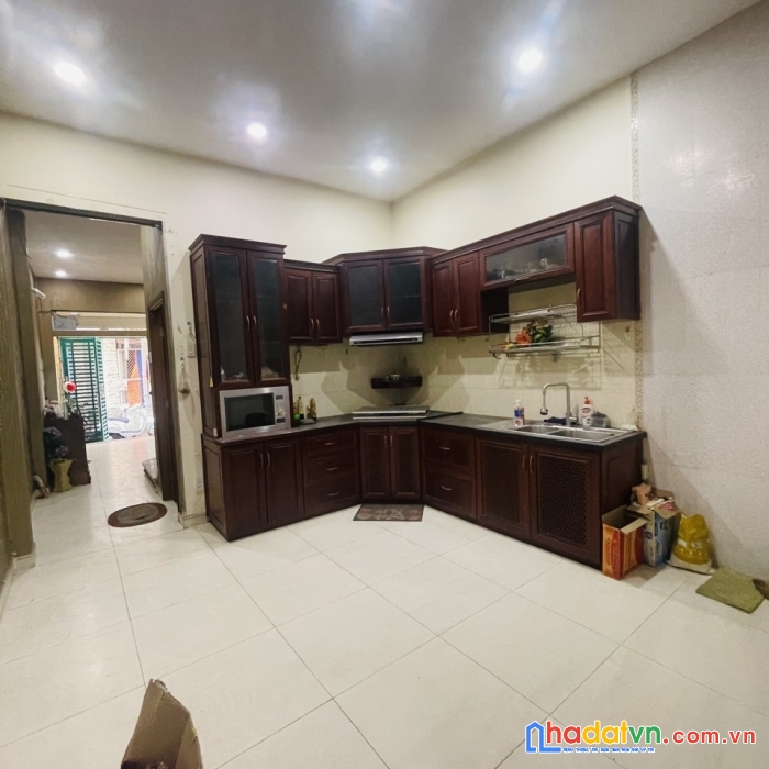 Chủ vả quá, chỉ còn 6.6 tỷ, 3 tầng btct, hẻm 3m thông trần quang diệu, q3, 3.8*11.5m, hiếm