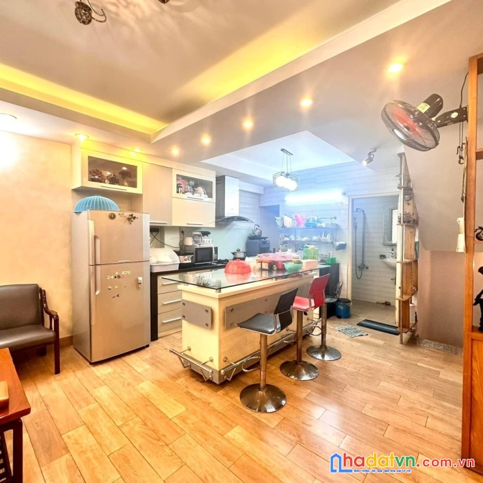Siêu phẩm lê văn sỹ, ngang 5m, hxt vi vu xe hơi vô nhà, 5 tầng, vừa ở vừa kd, 11.5 tỷ, hiếm.
