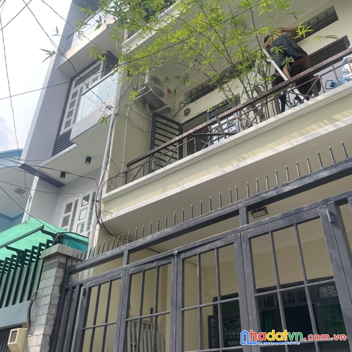 Hàng hot nhà đẹp lê văn sỹ, q3, hẻm thông, gần chợ trần hữu trang, 4 tầng, 4pn, 60m2, 9 tỷ