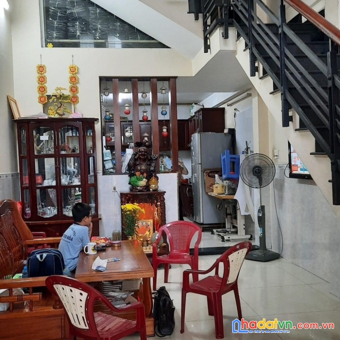 Hàng hot nhà đẹp lê văn sỹ, q3, hẻm thông, gần chợ trần hữu trang, 4 tầng, 4pn, 60m2, 9 tỷ