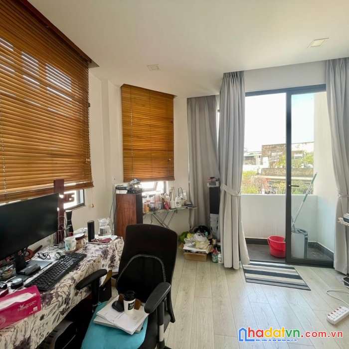 Hàng đẹp 5 tầng lê văn sỹ, q3, hẻm xe hơi, gần chợ nguyễn văn trỗi, 4pn, 45m2, 9.2 tỷ, hiếm!