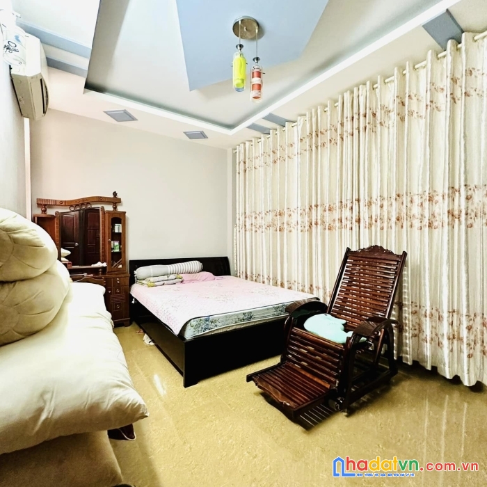 Nhà đẹp ở ngay, xe hơi đậu cửa, phan đăng lưu, pn, 4tầng 4pn, ngang rộng, 55m2, 8.2 tỷ