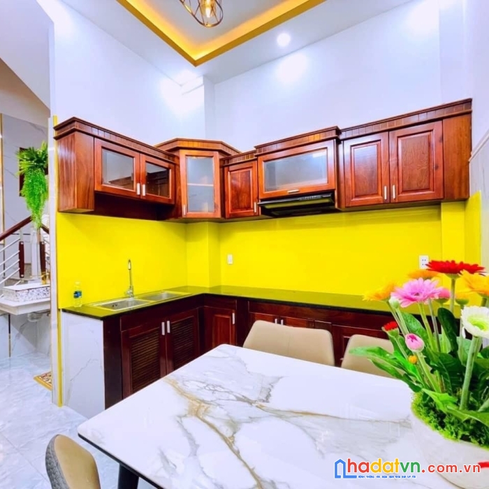 Chia ts, bán gấp nhà hxh 6m thông bà hạt, q10, sạch sẽ, tiện kd, 4 tầng, 4pn, 32m2, 6.5 tỷ