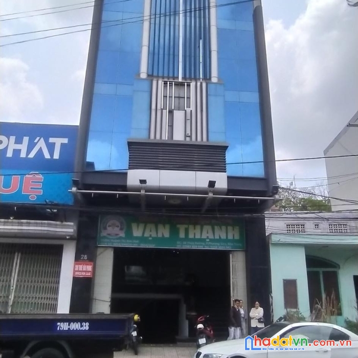 Bán tòa nhà trung tâm thành phố nha trang khánh hòa giá siêu ngộp lh 0985451850