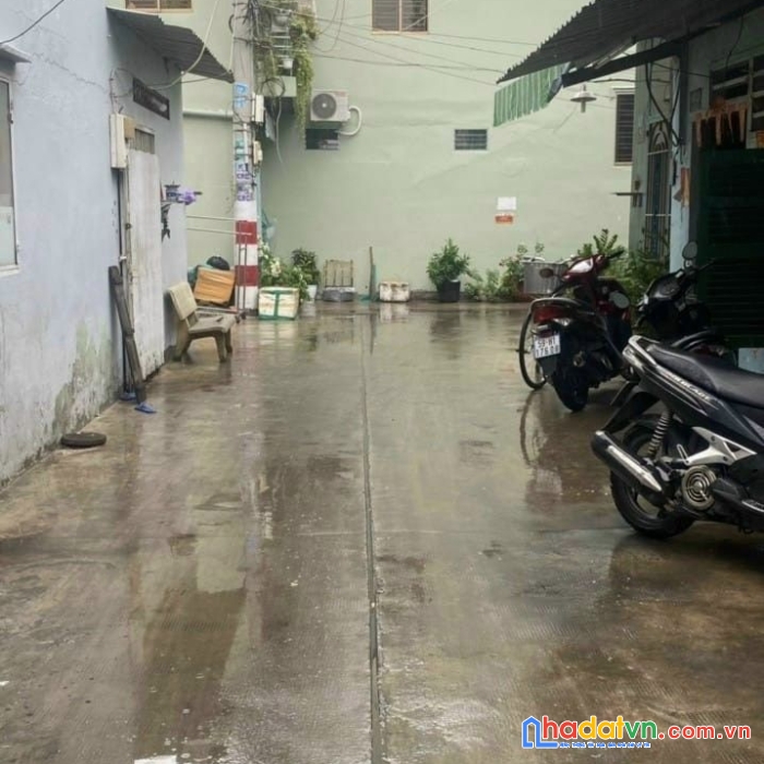 Bán nhà nhỏ, shr trung tâm tân phú. chỉ 2ty