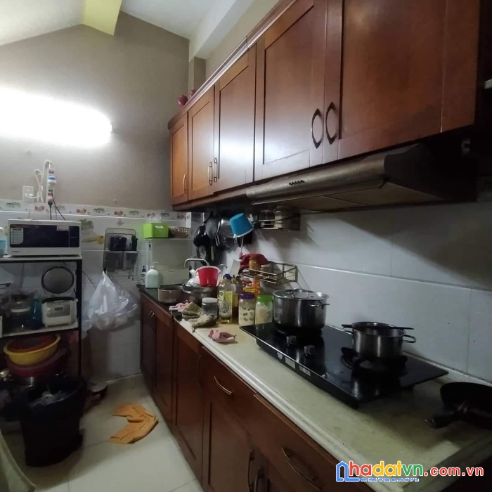 Bán nhà nhỏ, shr trung tâm tân phú. chỉ 2ty