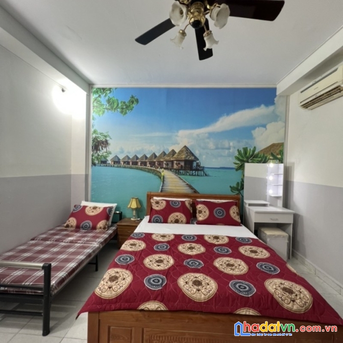 Bán khách sạn 8 tầng quận 12, đang cho thuê 60 triệu 1 tháng.