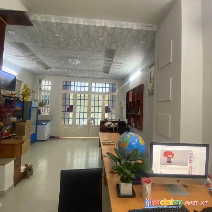 Chủ cần bán gấp mtkd hoa sữa, pn, khu vip phồn hoa, 4 tầng, vừa ở vừa kd, 41m2, 12.1 tỷ