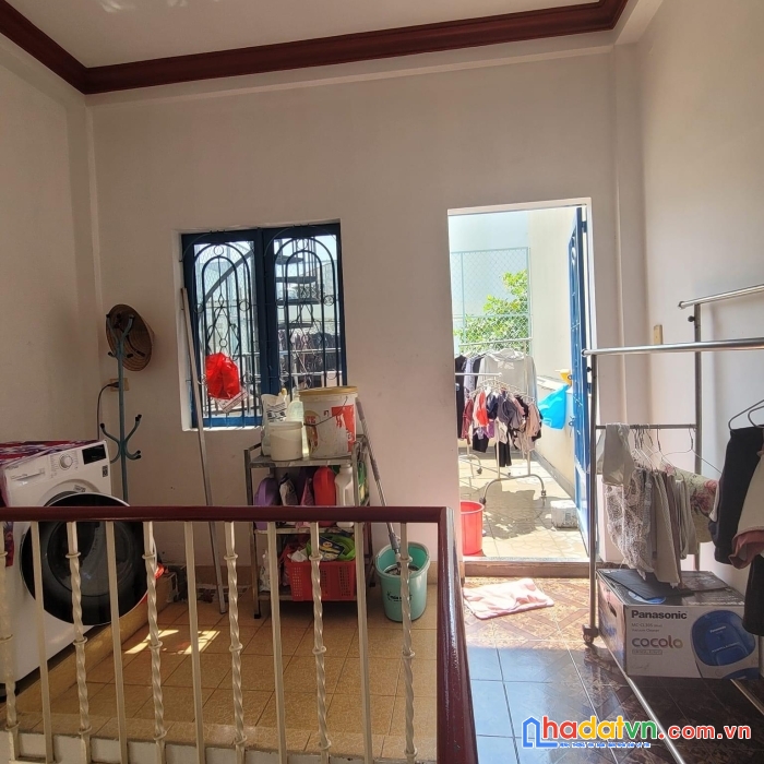 Hàng thơm phú nhuận, phan xích long, hxh đỗ cửa an ninh, sạch sẽ, 3 tầng đúc, 55m2, 9.5 tỷ
