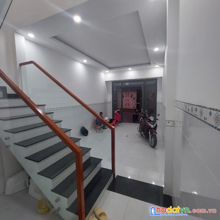 Hẻm xe tải thông tứ hướng - đường số 9 bình hưng hoà - 2 tầng 62m2 - 5.5 tỷ