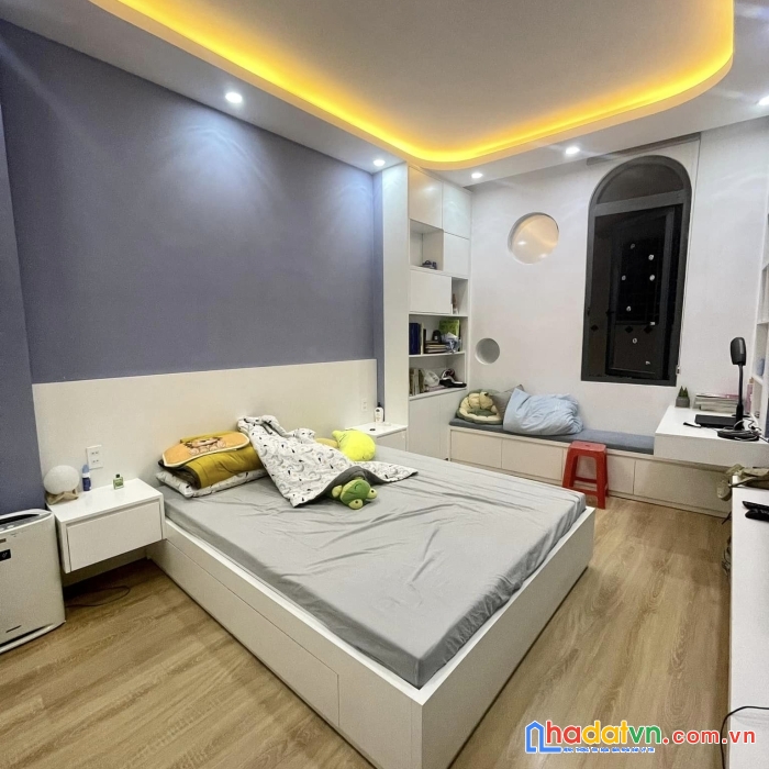 Nhà đẹp bình thạnh, view landmark 81, chỉ 5 tỷ 600, gần đại học hutech