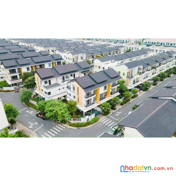 Bán nhà liền kề 3 tầng diện tích 75m đạ hoàn thiện đang cho thuê giá cạnh tranh tốt nhất, sổ hồng