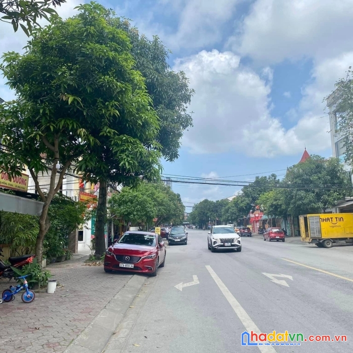 Lô góc kinh doanh 90m2 mặt đường an dương vương, p. trường thi