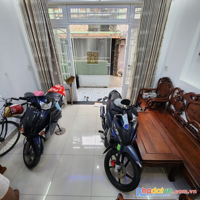 Nhà đẹp 35m2 - 3 tầng- hẻm xe hơi- đường lê lai, phường  3, gò vấp chỉ 4.5 tỷ