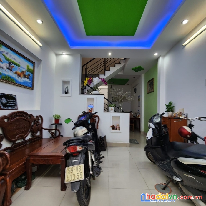 Nhà đẹp 35m2 - 3 tầng- hẻm xe hơi- đường lê lai, phường  3, gò vấp chỉ 4.5 tỷ