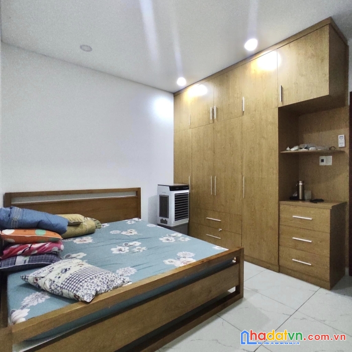 Tôi cần bán nhà hẻm xe hơi tránh đường phan văn trị 38m2x4mx 3 lầu chỉ 4.6 tỷ