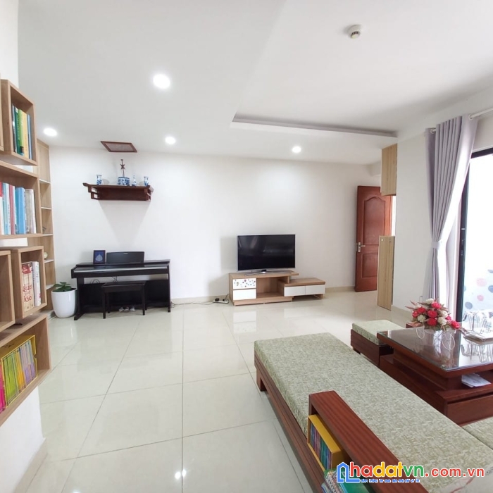Sở hữu ngay căn chung cư duy nhất tầng trung-căn góc-đầy đủ nội thất-nhà đẹp-vinaconex2