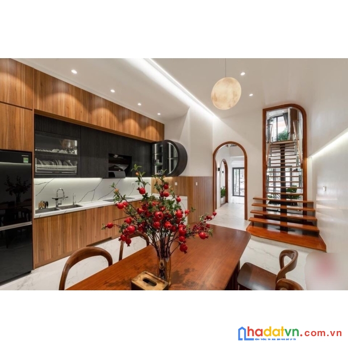 Cho thuê nhà #nguyễn_thị_định, 60m2. 5 ngủ cực rộng thoáng. ban công từng tầng. 16tr/tháng