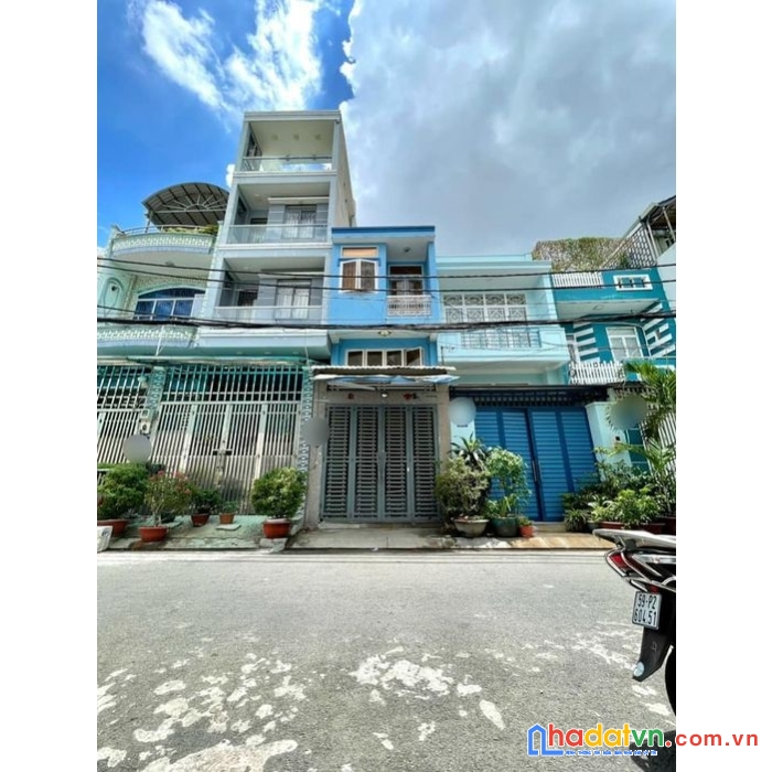 Hẻm nhựa 10m ngay chợ tân hương, 2 tầng, khu vip , chủ ngộp nặng cần bán gáp.