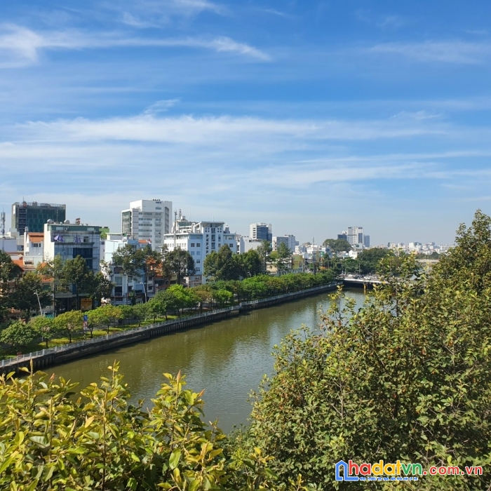 Bán nhà trường sa.công năng đầy đủ 1 hầm 6 tầng tại bình thạnh. giá rẻ