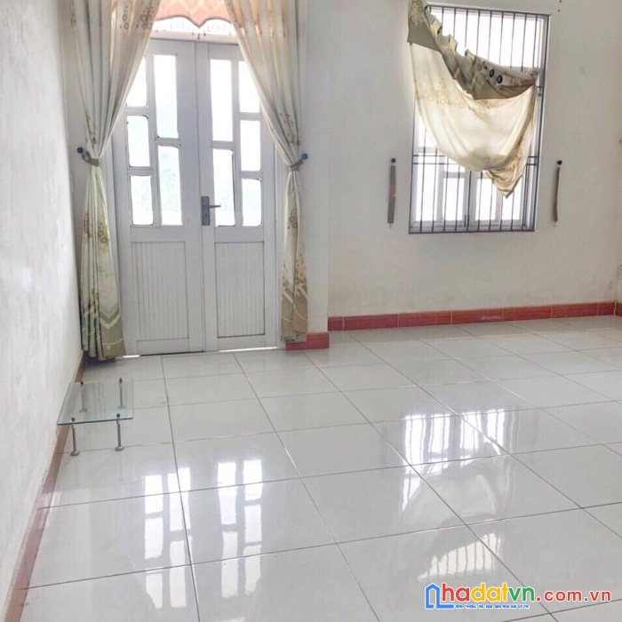.nhà mặt tiền hoàng kế viêm gần biển mỹ khê, 114m2, kiên cố sạch đẹp
