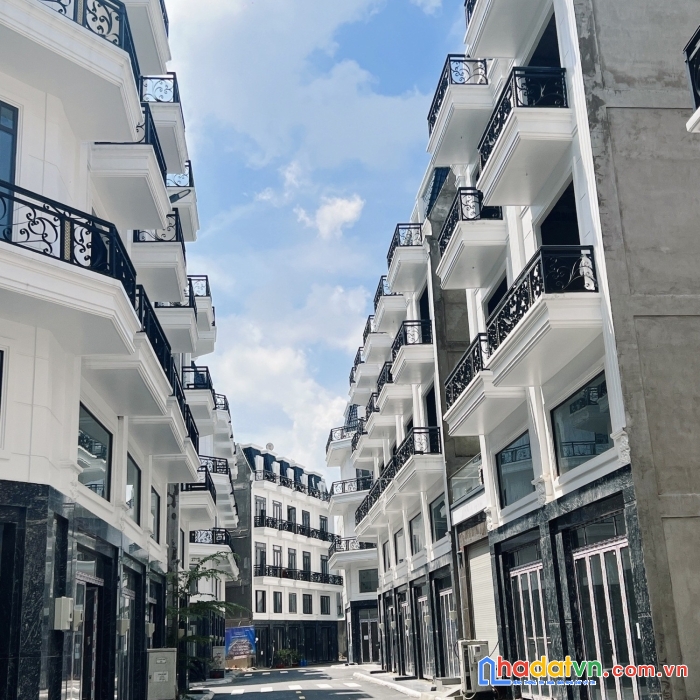 Khu nhà phố liền kề hót nhất q12- 68 căn - thạnh xuân- quận 12- shr từng căn- 5ty1- thiện chí gặp