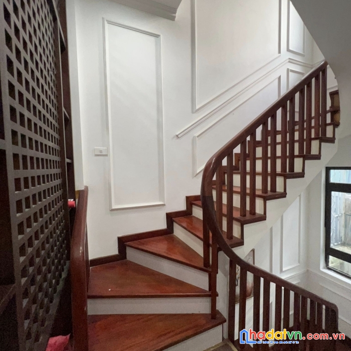 Hoa hậu! lô góc siêu đẹp láng hạ, cực gần phố, ngõ 3m thông, 46m2 x 4t, 4.5 tỷ
