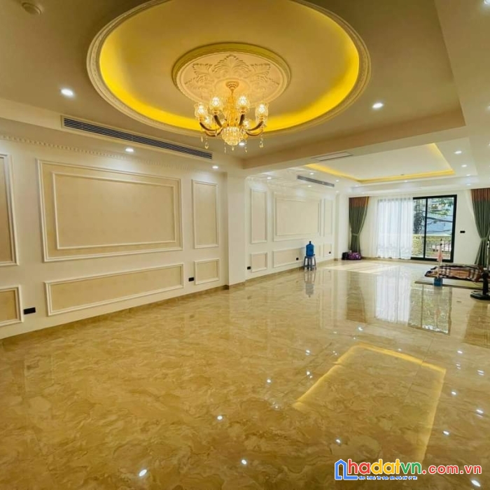 Nhà đẹp ở luôn võ chí công, ô tô đậu cửa, thang máy vù vù, nội thất đẹp lung linh 83m chỉ 10.8 tỷ