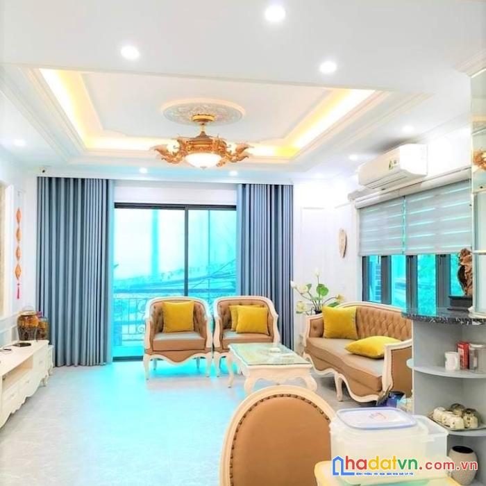 Bán nhà ngõ tô hoàng bạch mai 57m2 x 3 tầng mt 2.8m giá 4  tỷ