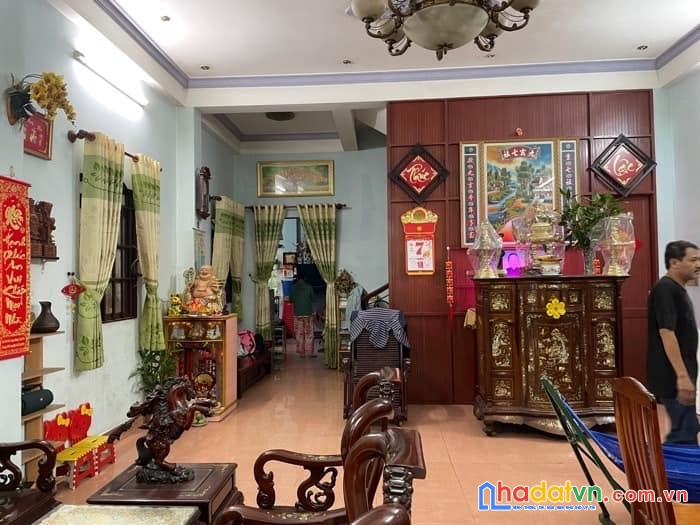 Bán nhà siêu hiếm diện tích lớn p2 quận 5, 201 m2, thích hợp xây biệt thự, chdv, đầu tư giữ tiền
