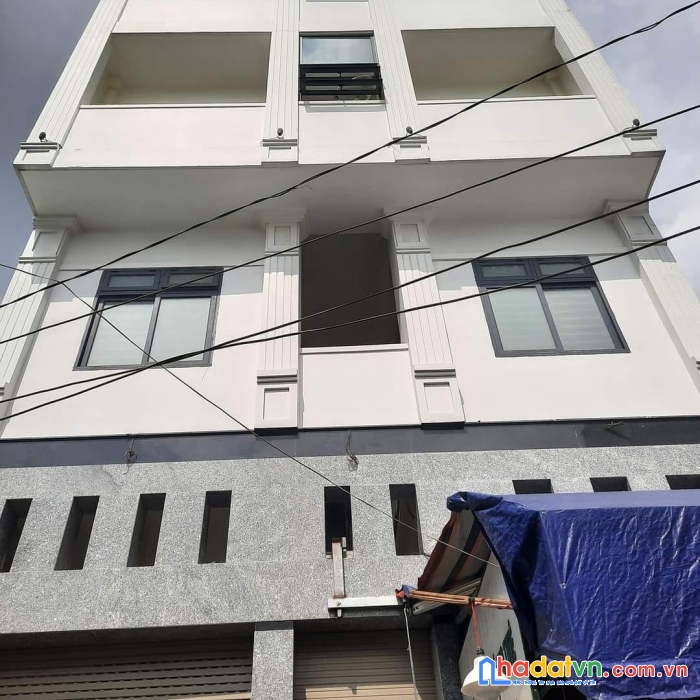 Bán nhà chdv, phạm văn bạch tân bình, 8 tầng, thang máy, 345 m2, 8x46, 111 chdv full 315 tr/th,