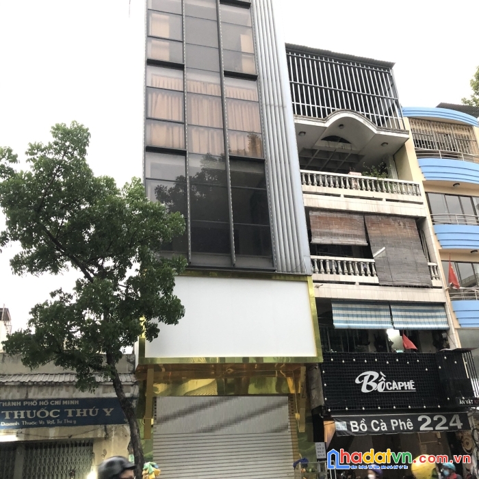 Cho thuê nhà mặt tiền lý chính thắng, p.9, q.3 đoạn 2 chiều