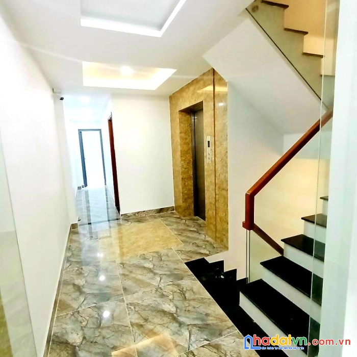 Bán nhà mặt tiền trịnh đình trọng gần luỹ bán bích,dt: 4/4.5x23m, 7 t+ thang máy, 15.9 tỷ