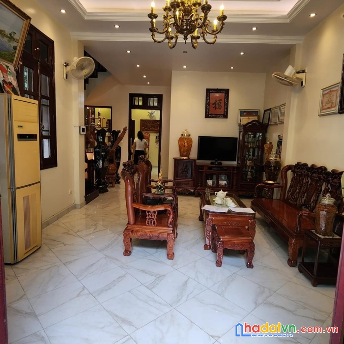 Bán nhà phố hoàng ngân, phân lô, lô góc, nở hậu, an ninh 24/7, 115m, 39 tỷ.