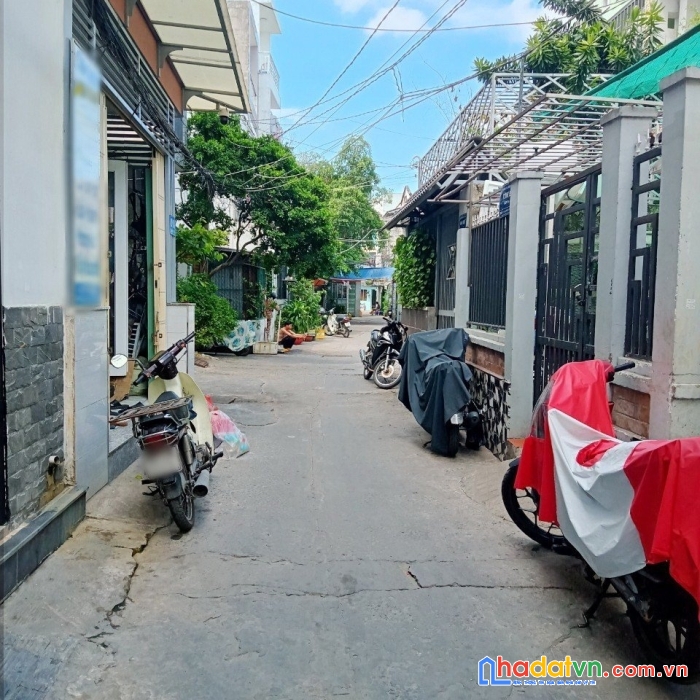 Nhà bán 3 tầng hẻm dương bá trạc p1q8 -  giá : 4.8 tỷ