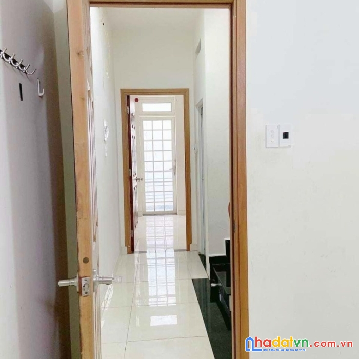 Cho thuê nhà nc 3 tầng hẻm phạm thế hiển p5 q8 - 10 triệu