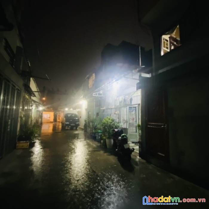 Xe tải vào nhà - nhà 2 tầng chỉ 2.9 tỷ - liên khu 4_5 - bình hưng hòa b - bình tân