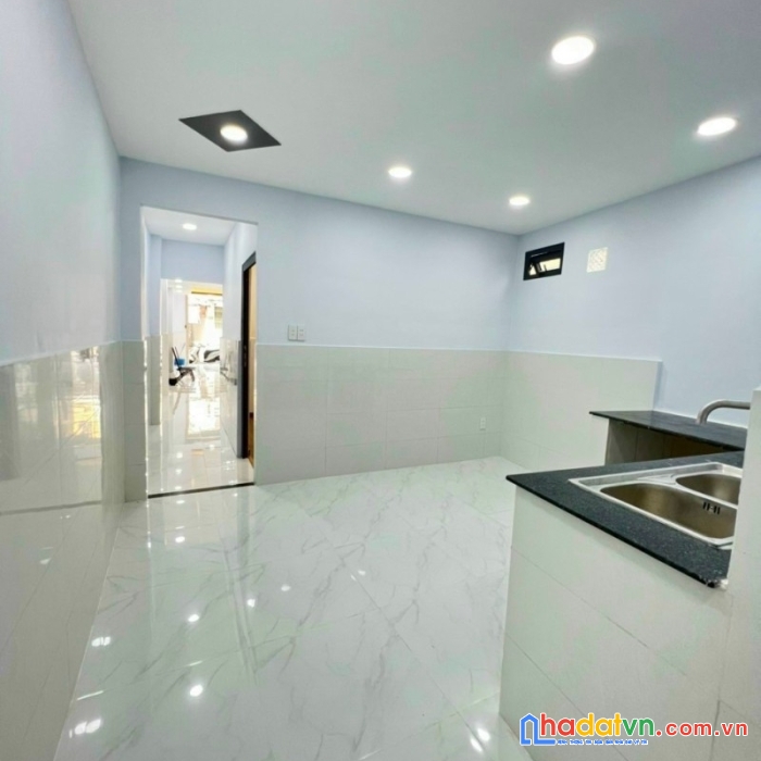 Bán nhà mặt tiền đường số 8 phường 11 gò vấp 72m2 10 tỷ