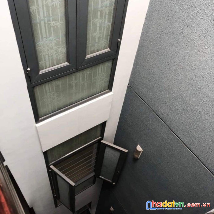 Mặt tiền kinh doanh tôn thất thuyết q4 ngang 4 x 16 m nở hậu 6  đúc 5 tấm giảm 1 tỷ thu nhập trên