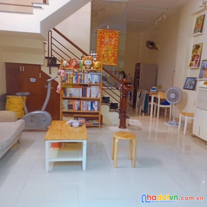 Quận 11 - gần vòng xoay lê đại hành - vị trí cực đẹp-  chỉ 6 tỷ 1